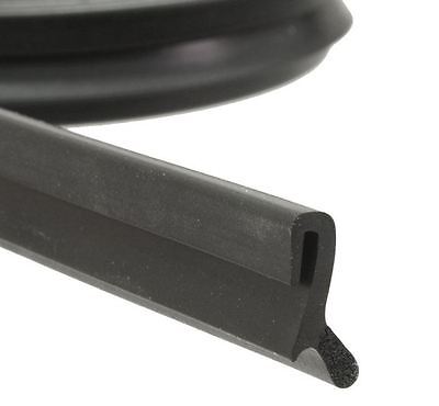 Deurrubber / tochtrubber T25 / T3 (L = R) 171837913G 1.4meter Deurrubber / tochtrubber T25 / T3 (L = R) 171837913G 1.4meter