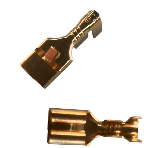 Ongeïsoleerde vrouwelijke vlakstekker met weerhaak  111971960 (Draad 1.5-2.5 mm²)  Ongeïsoleerde vrouwelijke vlakstekker met weerhaak  111971960 (Draad 1.5-2.5 mm²)