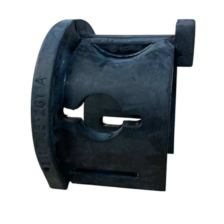Rubber tussen vooras & kopchassis, bovenaan links / rechts Type 3 / 34 311705261A
